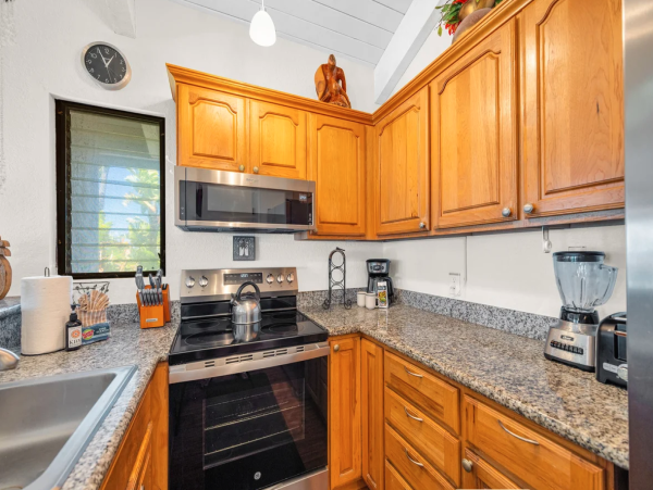 Luxury Maui Retreat in Kahana - Perfect for Large Groups